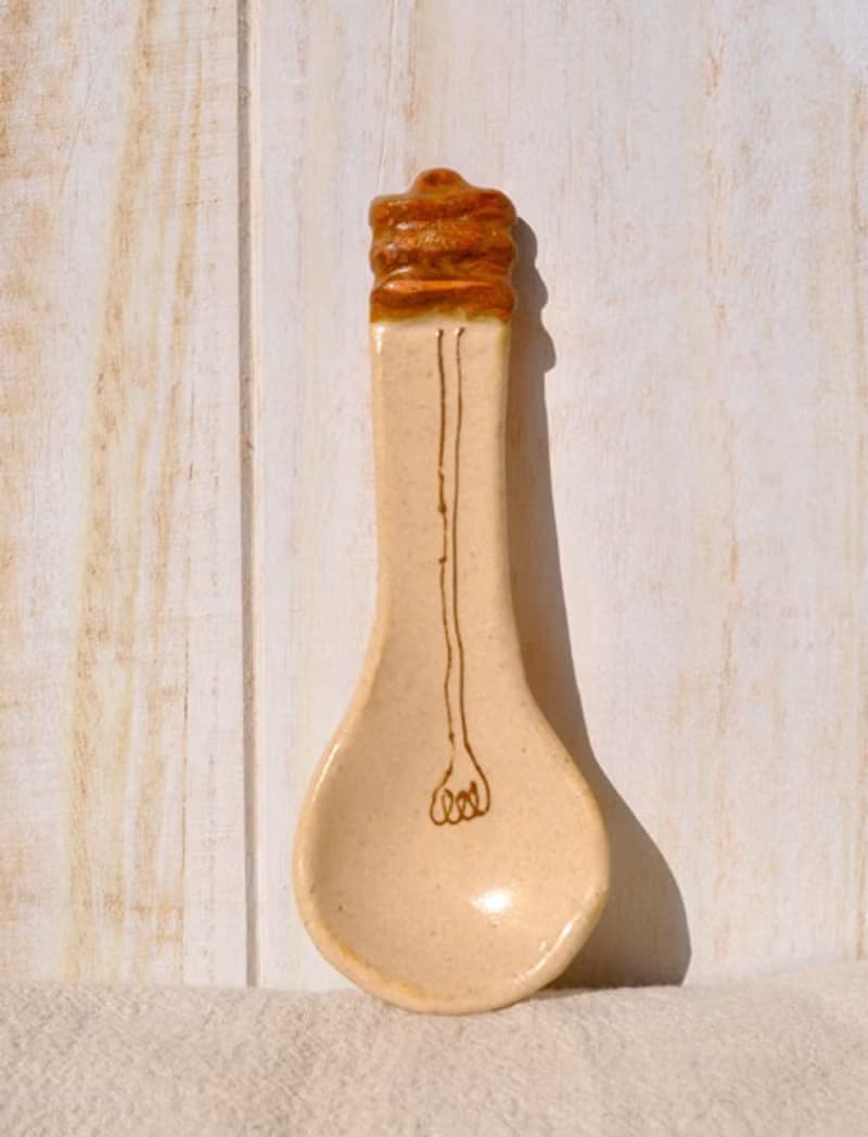 裸電球のスプーン