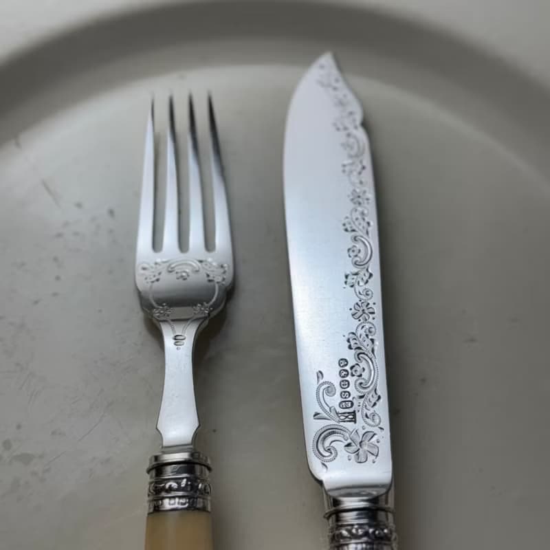 50591-絕美古董純銀環珍稀材質手柄刀叉組