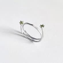 Mollis Ring (Peridot) sand blast finishing