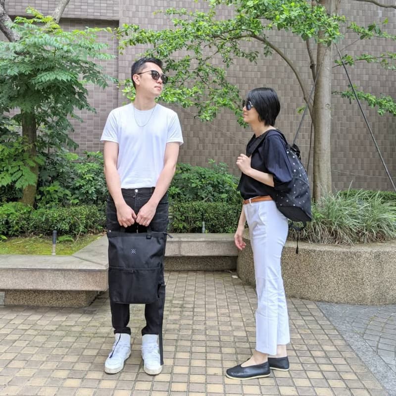 TiDi 經典黑白點點&素黑大嘴巴寬口背包(L)