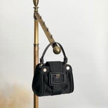 【 日本直送　名牌中古包 】CELINE セリーヌ ハンドバッグ ブラック ブラゾン フロントバックル サテン ミニバッグ vintage  wdsxbc