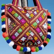 手工刺繡斜背包 民族風包 側背包 肩背包 手工包 刺繡包-沙漠花兒