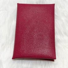 深粉紅防水蜥蜴紋質感護照套護照包SS23可加工防丟伸縮掛勾母親節