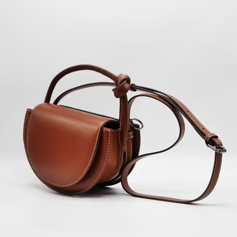 半月包斜背包 Eve Flap Bag 真皮包/ Espresso Brown