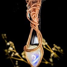 【一抹藍暈】金屬線編織 藍月光石項鍊