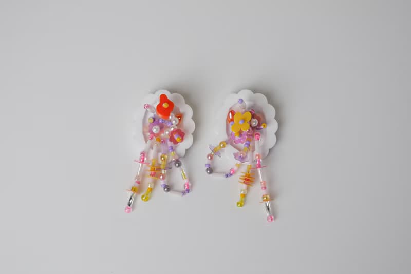 21g的生日禮物 白框耳環-大 橘黃花 【sep. beads x WU studio】