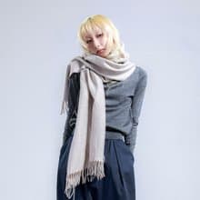 高領薄羊毛針織上衣