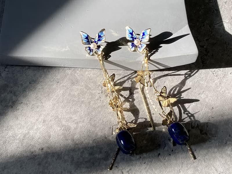 【景泰藍蝴蝶。耳針】青金石、燒藍、注14k金|單品保證