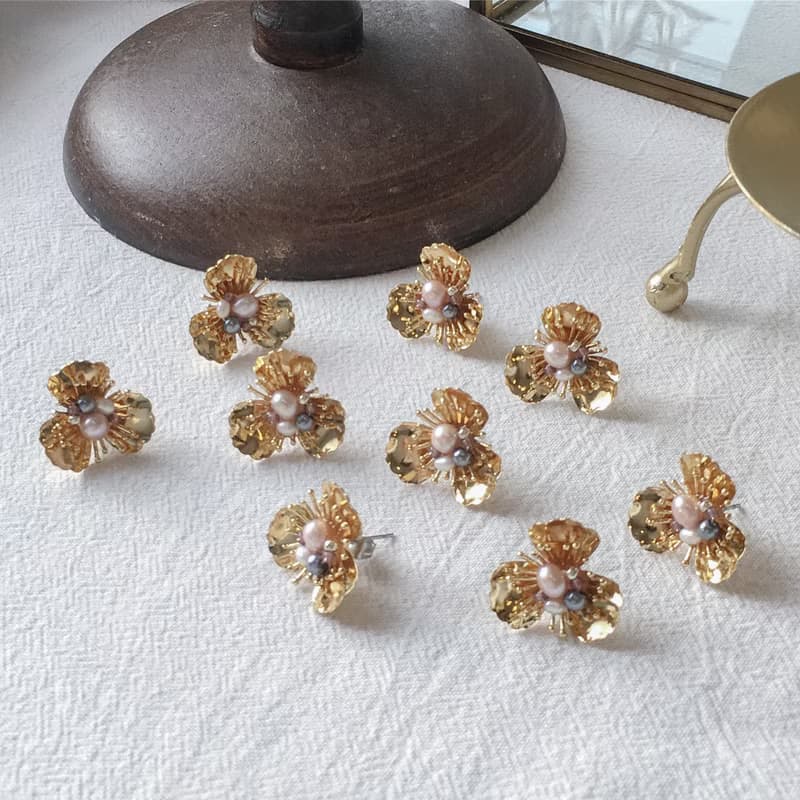 春分系列 - 綻放植花耳釘 日本珠 淡水珍珠 厚鍍18K金 耳環 禮物