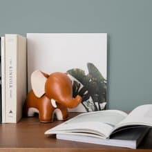 【書擋】大象 Elephant Abby II 皮革動物擺飾  | 入厝禮物