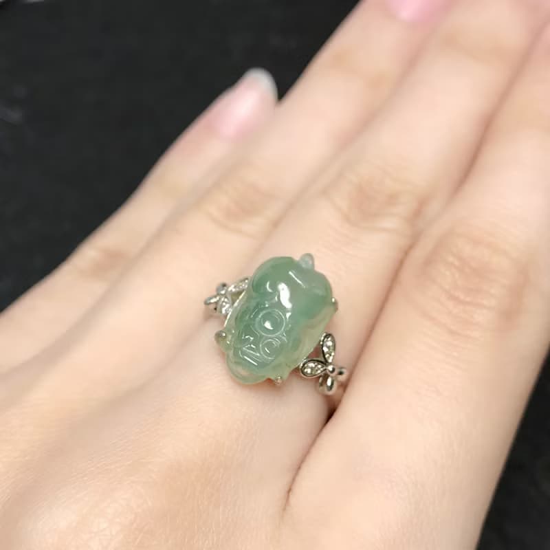 【招財神獸】冰種翡翠貔貅戒指 925銀|天然緬甸玉翡翠A貨| 送禮