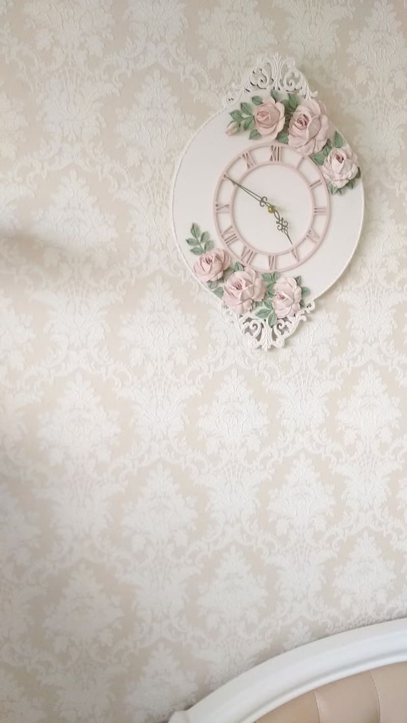 靜音掛鐘 Pink wall clock with roses Silent wall clock for bedroom girl room Mom Gift