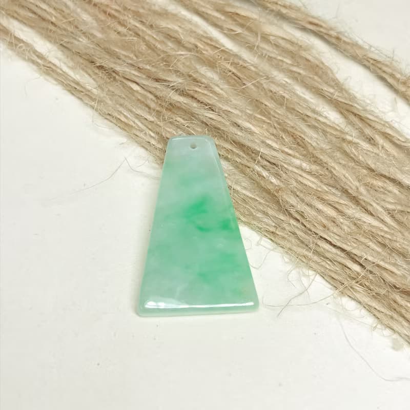 【願‧無事】飄陽綠翡翠無事牌| 天然緬甸玉A貨翡翠 |送禮