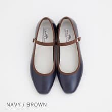 MARTA (NAVY/BROWN) PVC SQUARE TOE FLATS / RAIN SHOES スクエアトゥ パンプス
