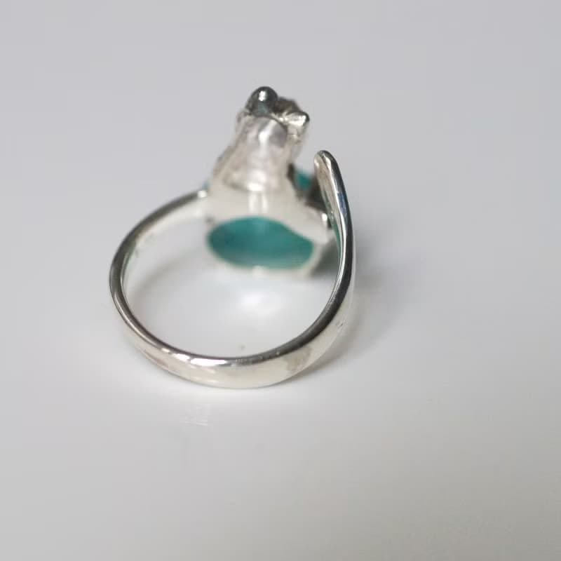 ペルビアンブルーオパールと Silver猫リング