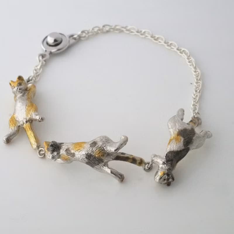 3匹の猫ブレスレット