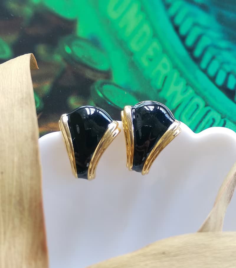 Vintage Jewelry 西洋古董飾品 優雅 復古 摩登 黑色調 針式耳環