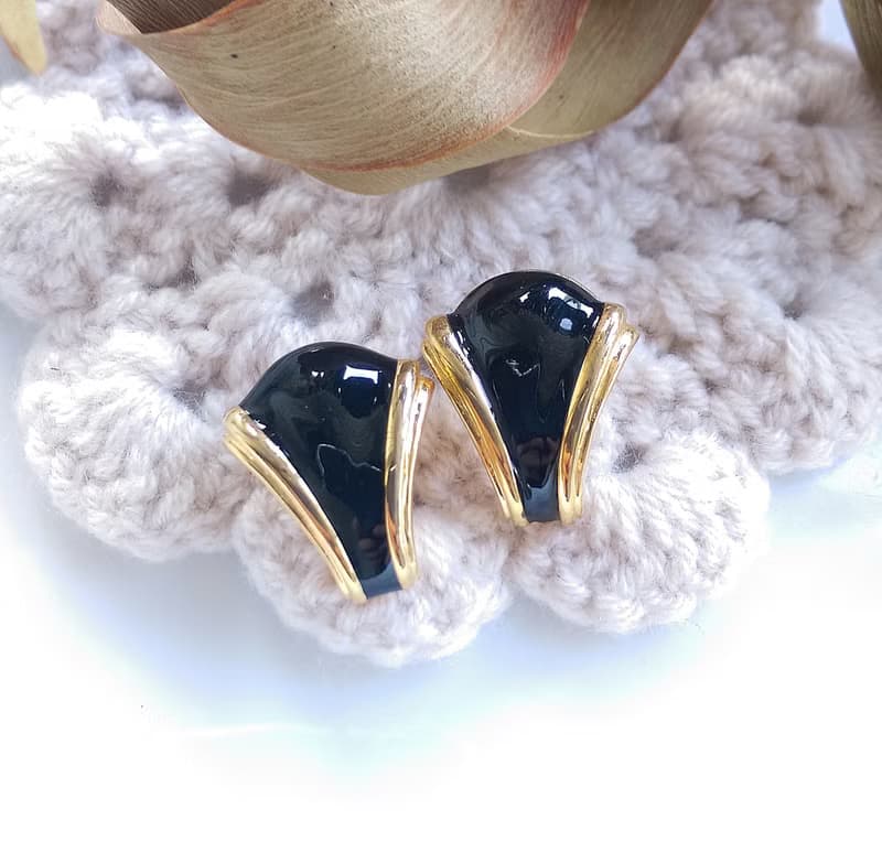 Vintage Jewelry 西洋古董飾品 優雅 復古 摩登 黑色調 針式耳環
