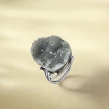 灰色瑪瑙活口戒指 隨形原石標本 星光閃片手工指環 S925銀 襯膚色