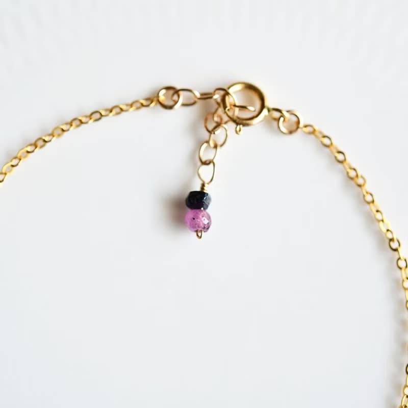 カリスマ性、勝利運などを高める カラフル サファイアのブレスレット 9月誕生石