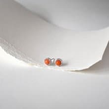 手製日本天然粉橙色珊瑚耳釘耳環 // 天然寶石 // 三月份生日石