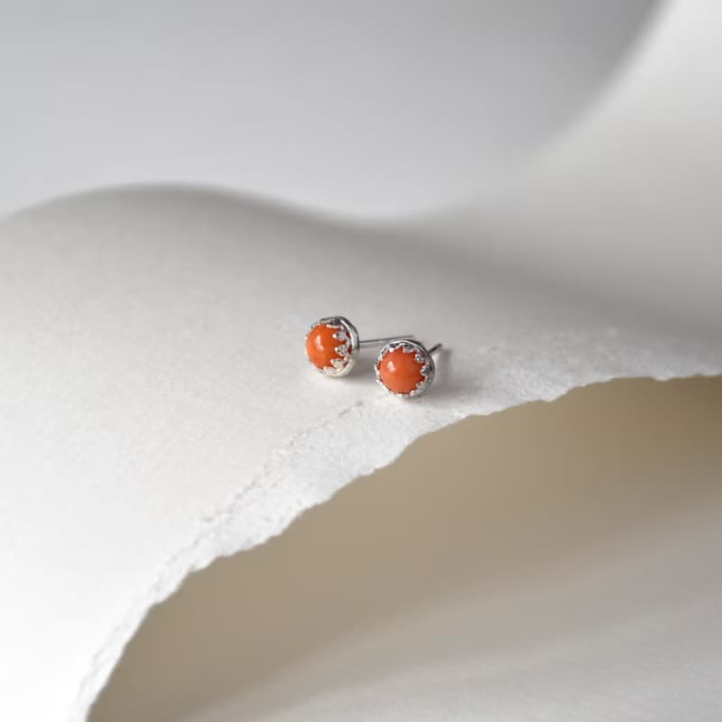 手製日本天然粉橙色珊瑚耳釘耳環 // 天然寶石 // 三月份生日石