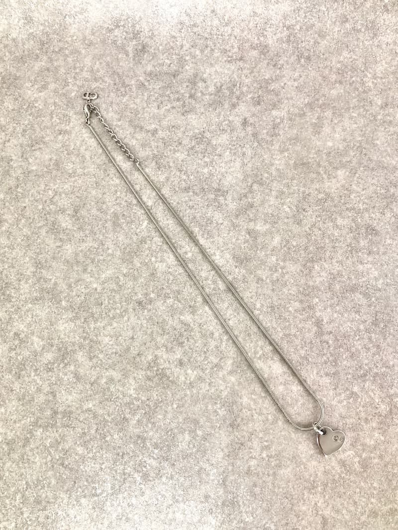 【 日本直送　名牌中古包 】Christian Dior クリスチャン ディオール ネックレス シルバー CDロゴ ハート vintage 2f2nrz