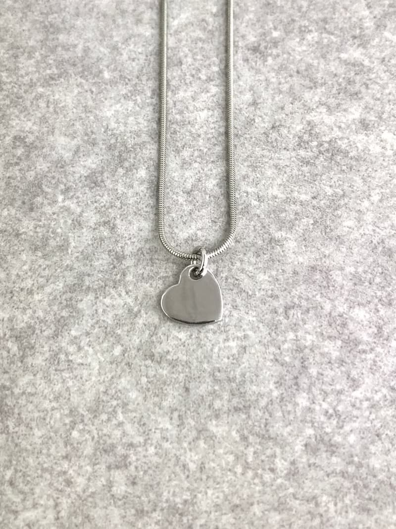 【 日本直送　名牌中古包 】Christian Dior クリスチャン ディオール ネックレス シルバー CDロゴ ハート vintage 2f2nrz