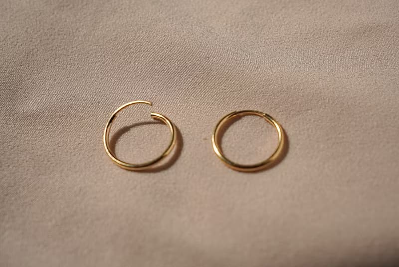 14KGF 細緻簡約小耳圈 洗澡睡覺不用拆 耳骨圈