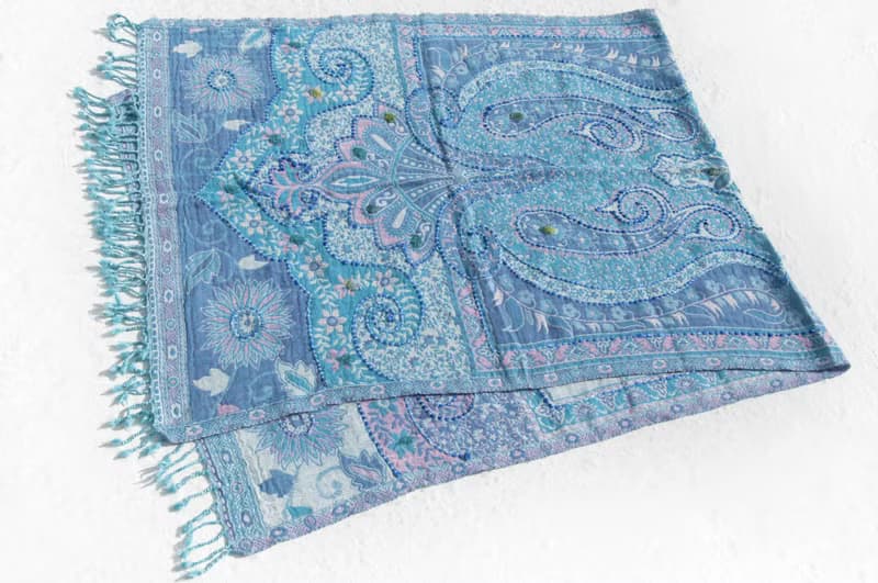喀什米爾Cashmere羊絨毯 刺繡毛毯 羊毛蓋毯 保暖披肩 針織 刺繡羊毛披肩 針織圍巾 刺繡圍巾 羊絨披巾 聖誕-花