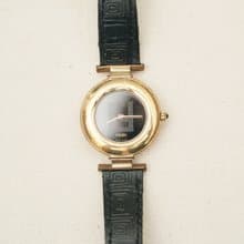 A ROOM MODEL - Vintage Fendi 大圓框黑面古董錶