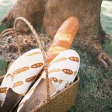 台日聯名企劃 【 gochisou X hanamikoji 】法棍樂福鞋 麵包 日系