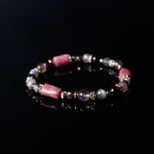 玫瑰星雲 // 薔薇輝石石榴石草莓晶拉長石 手鍊 // 內在安穩 桃花
