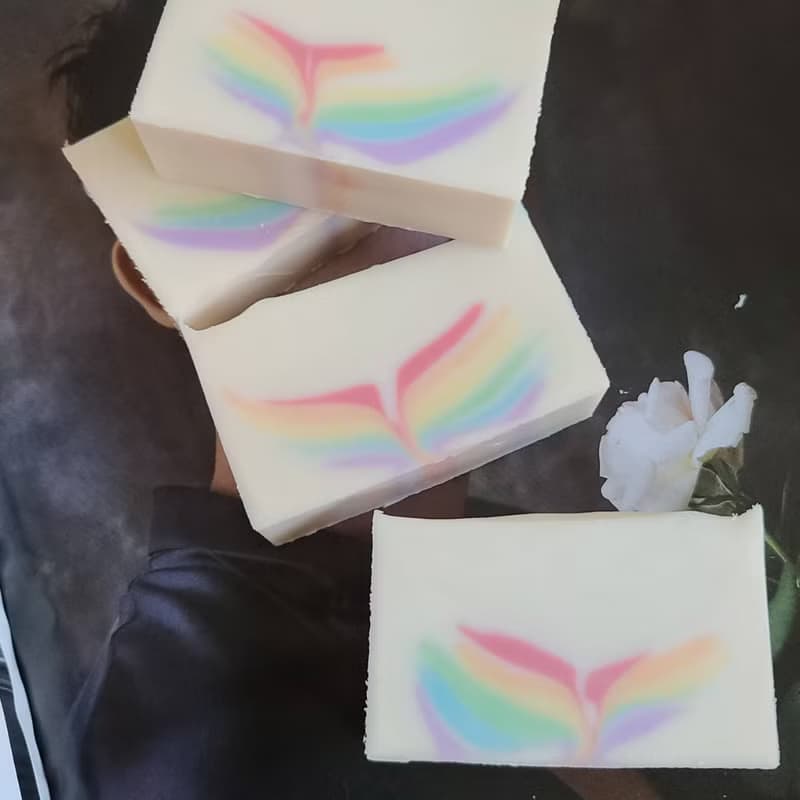 彩虹苗-精油藝術手工皂