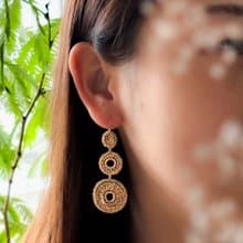 輕舞三圓與光之耳飾 – 金屬鉤織 – 金色款