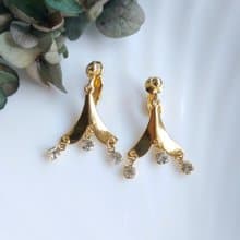 【西洋古董飾品 】金色調 垂墜 金鬍子 夾式耳環