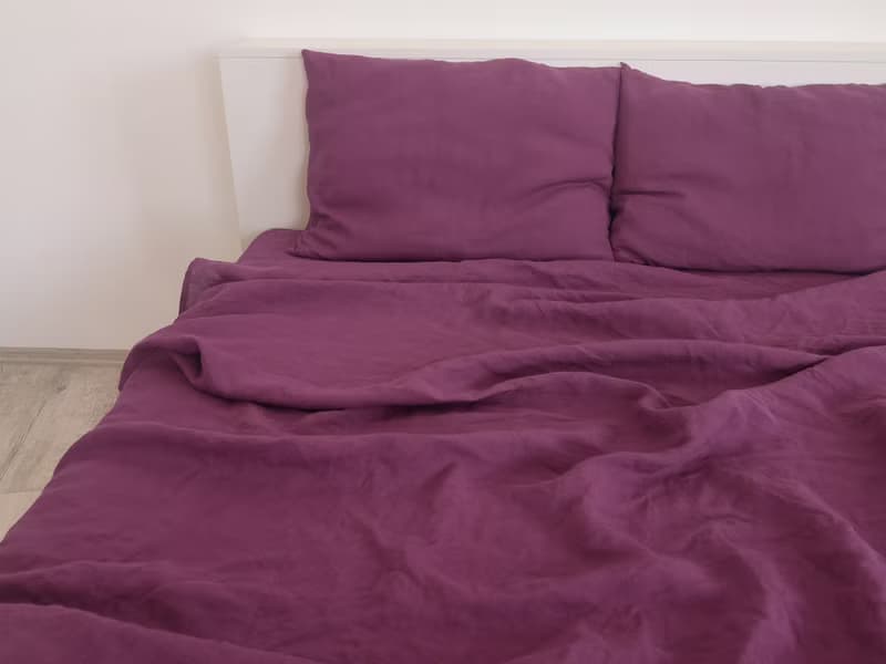 Burgundy linen flat sheet / Linen bedsheet / Softened stonewashed linen sheet