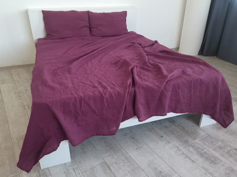 Burgundy linen flat sheet / Linen bedsheet / Softened stonewashed linen sheet