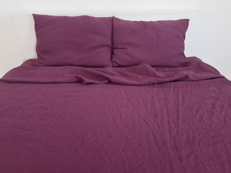 Burgundy linen flat sheet / Linen bedsheet / Softened stonewashed linen sheet