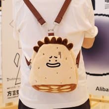 原創小版藕豆k雙肩斜跨包兩用毛絨背包休閒可愛小包搞怪玩偶包包