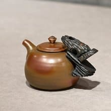 | 280cc | 柴燒造型正把壺 柴燒壺 茶壺 手作壺【臻麟陶藝】