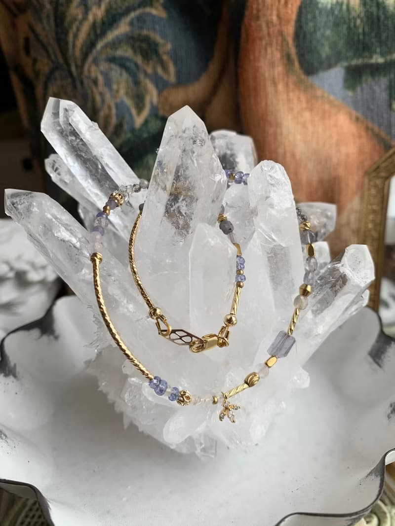 -沈睡的莎芙-天然水晶手鍊/黃銅手鍊