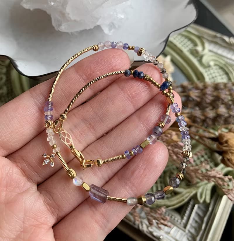 -沈睡的莎芙-天然水晶手鍊/黃銅手鍊