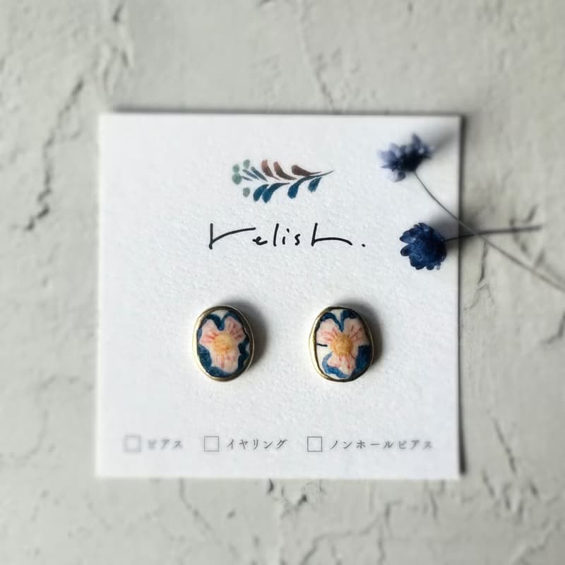 【再販】大輪 カラフル お花 陶器 金継ぎ ピアス イヤリング ノンホールピアス ネジバネ クリップ 花 個性的 個性派 ブルー 青 オレンジ 橙 ゴールド 金