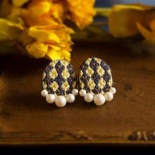 クリームアーガイル刺繍のイヤリング / ピアス
