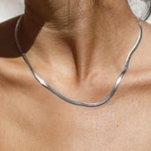 極簡風格鎖骨鏈條項鍊 Minimalist necklace
