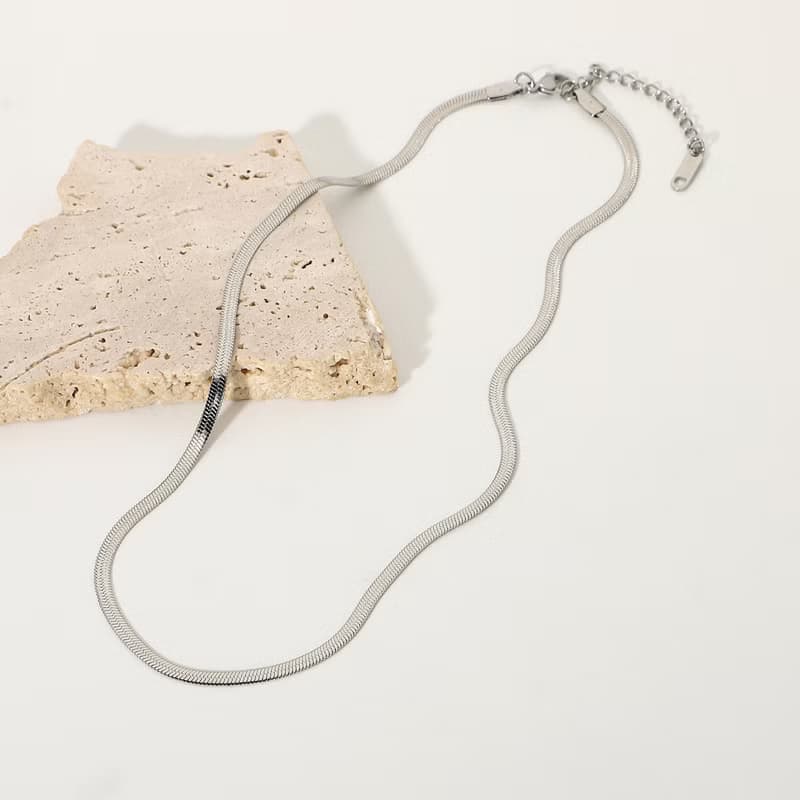 極簡風格鎖骨鏈條項鍊 Minimalist necklace