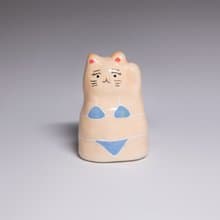 街頭開運招財貓-藍泳衣女孩