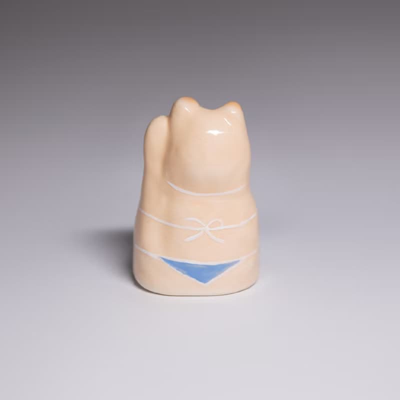 街頭開運招財貓-藍泳衣女孩