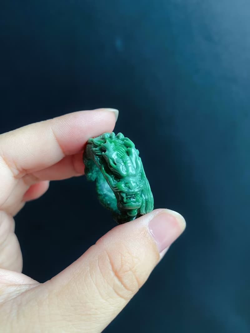 天然翡翠 手工龍戒 危地馬拉 雕刻戒指 內徑20.3mm 招財霸王 ring